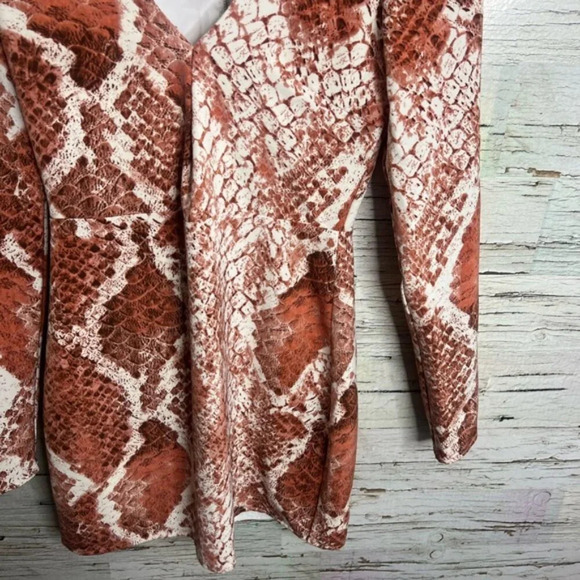 Revolve NBD X HAVEN long sleeve dress white red size xs snake skin - Picture 3 of 12